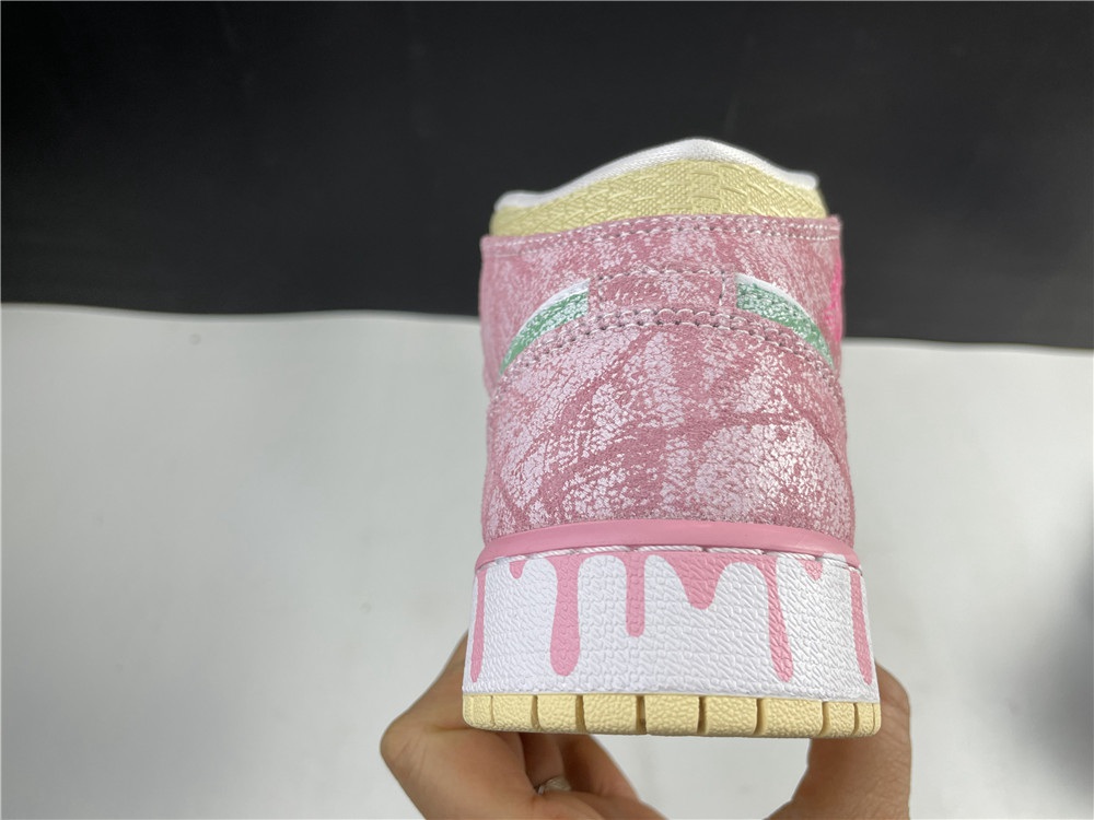 AJ1 Mid DD1666-100